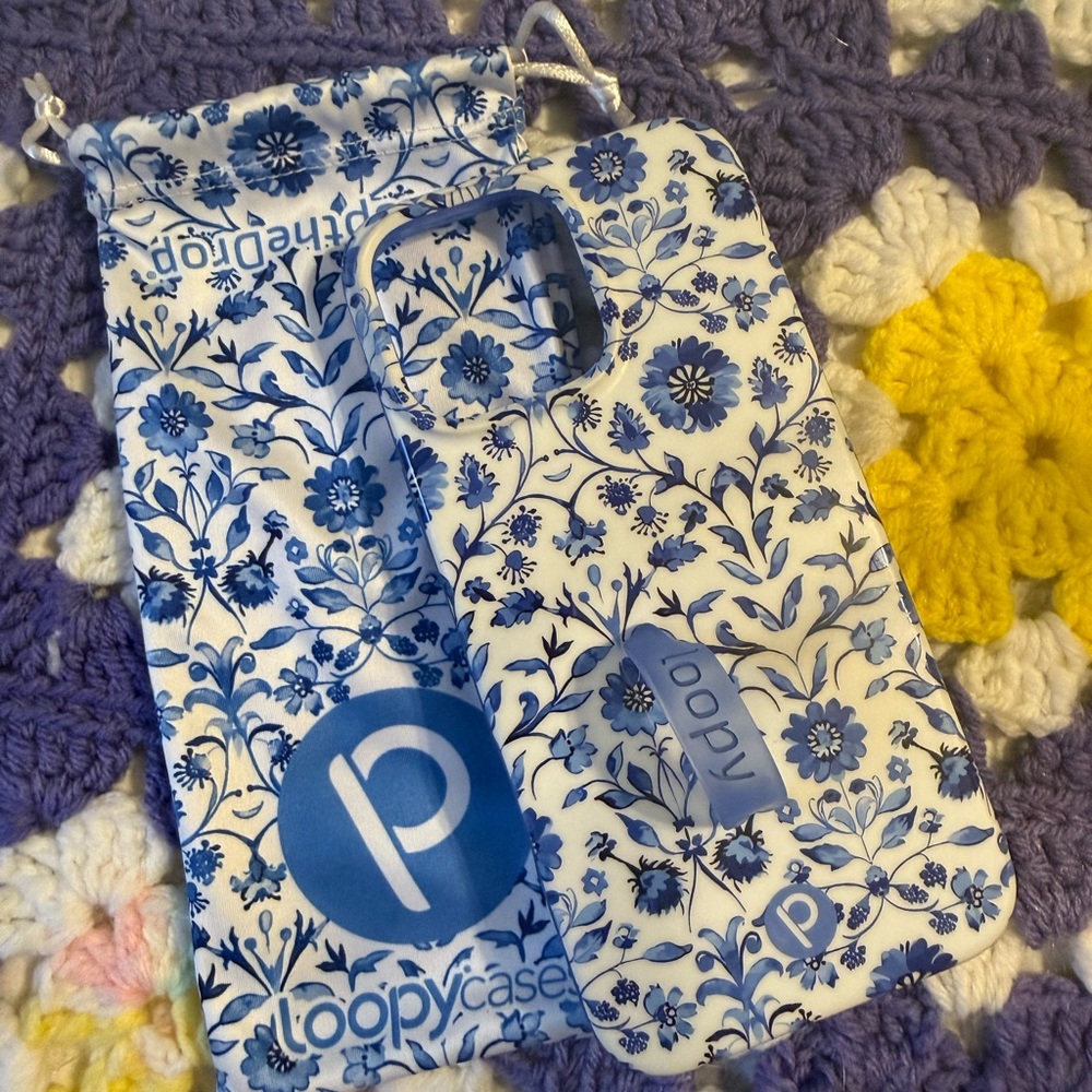 iPhone 16 Pro Max Loopy Blue Floral Phone Case
